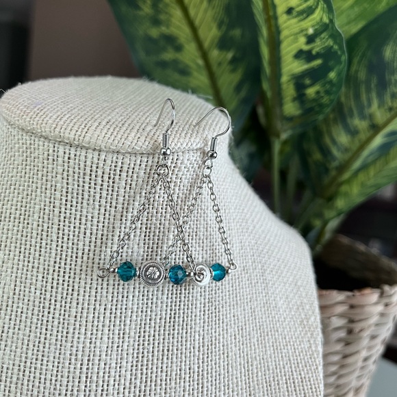 💙Handmade Earrings 💙 - Picture 9 of 9